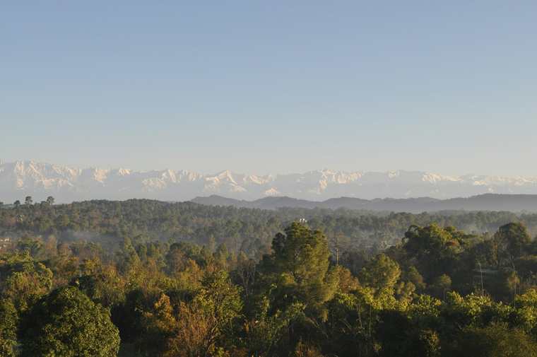 The Dhauladhar range on a winter morning, seen from Hamirpur district